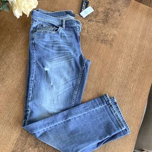 NWT Banana Republic Girlfriend Distressed Jeans
